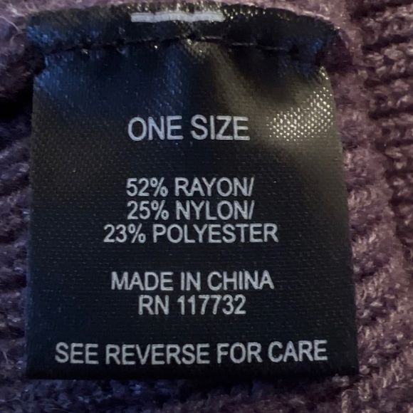 Hat UNISEX Color: Black Heather - Knit Beanie “Explore The Possibilities” OS - Picture 4 of 7